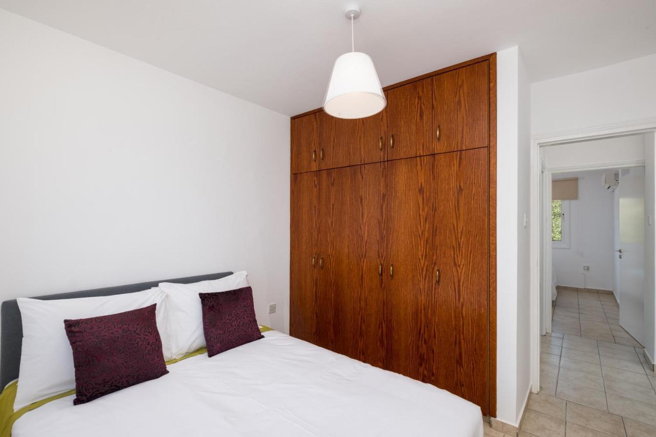Oceanview Apartment Ларнака Екстериор снимка
